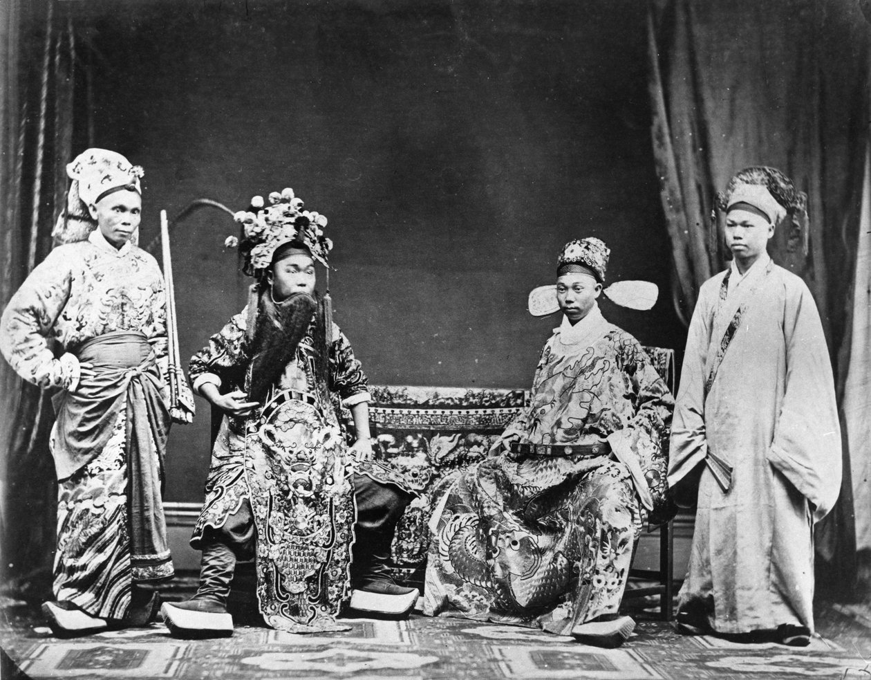 Kinesiske skuespillere, 1878 av English Photographer