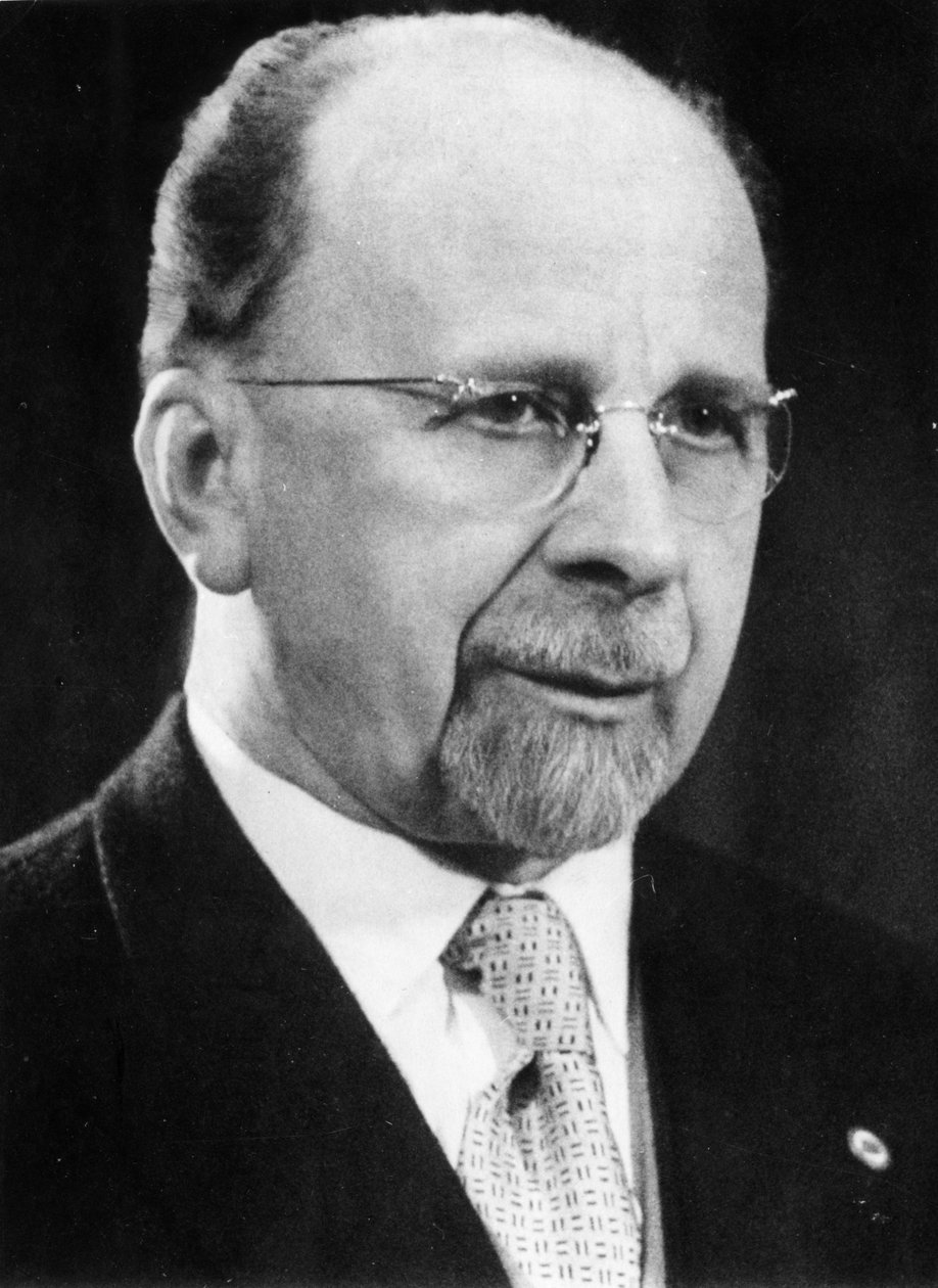 Walter Ulbricht, formann for Gdrs statsråd og førstesekretær for sentralkomiteen til det tyske sosialistiske enhetspartiet (Sed), 1961. av Unknown