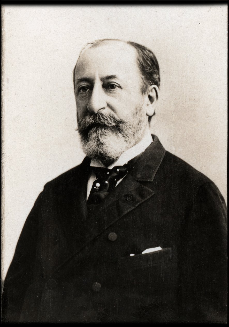 Portrett av Camille Saint Saens (1835-1921), fransk komponist, organist, dirigent og pianist. av French Photographer