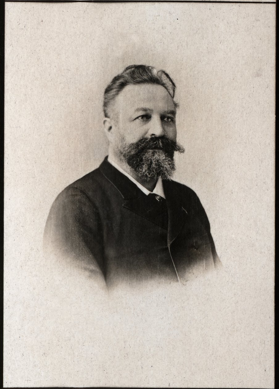 Portrett av Edouard Colonne (1838-1910), fransk dirigent og fiolinist. av French Photographer