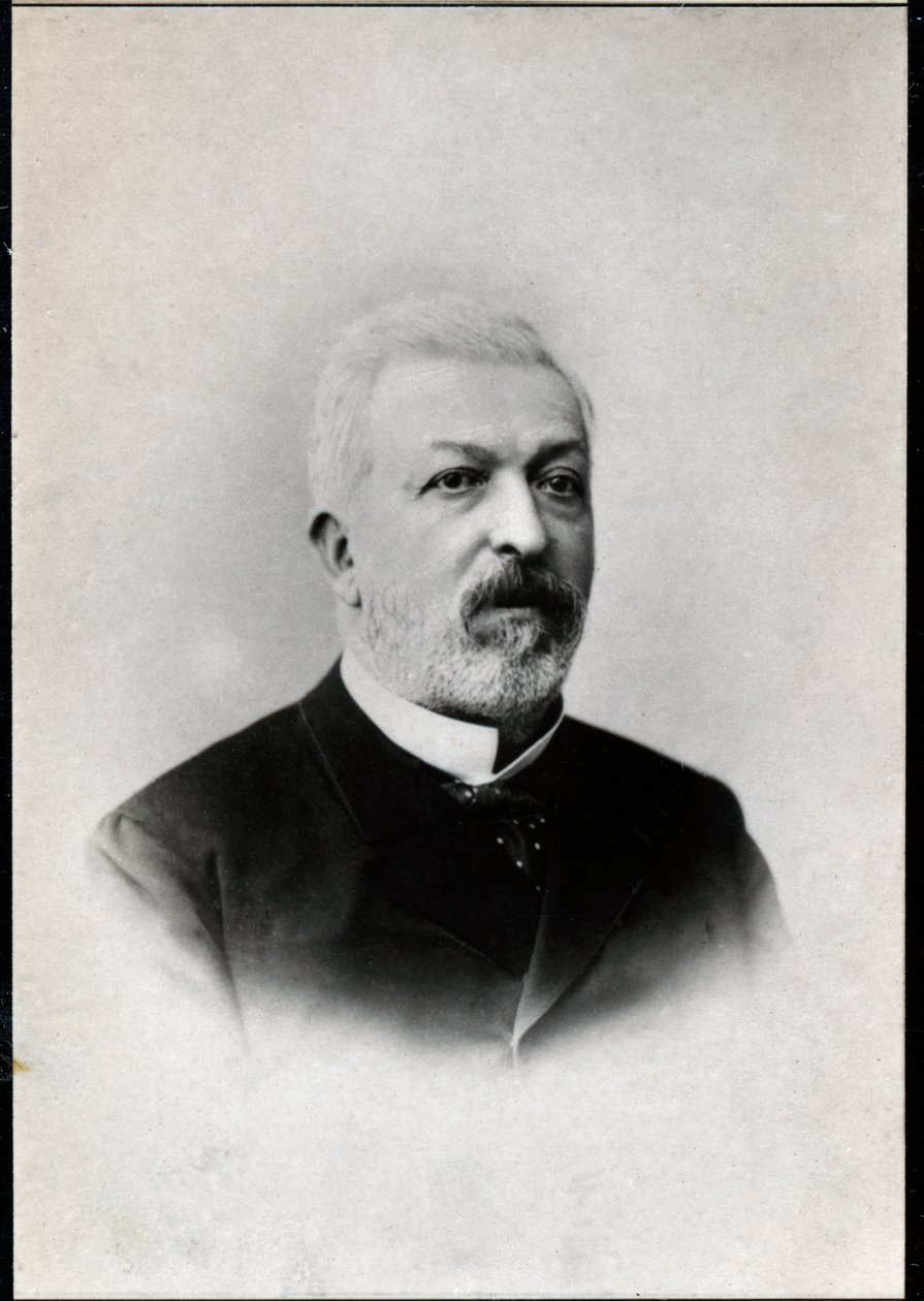 Portrett av Ernest Constans (1833-1913), fransk politiker og kolonialadministrator. av French Photographer