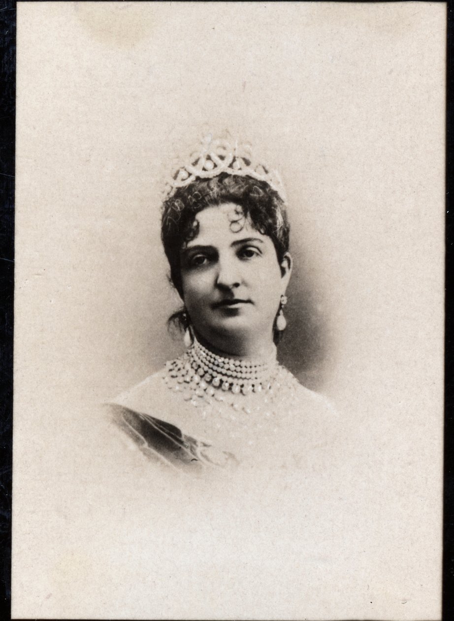 Portrett av Margherita av Savoy (1851-1926), dronning av Italia. av French Photographer