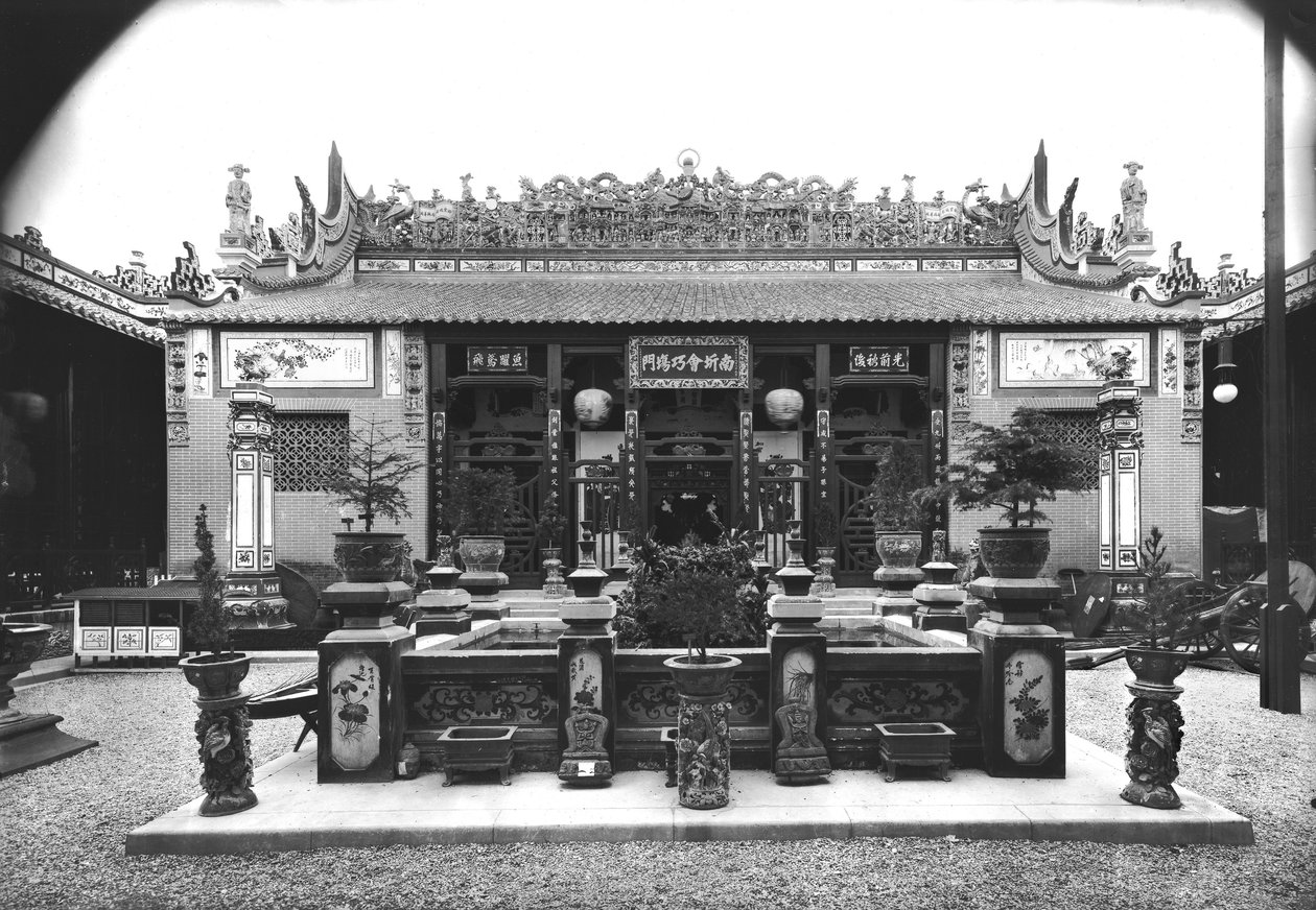 Den kinesiske paviljongen på verdensutstillingen i 1889 i Paris av Adolphe Giraudon