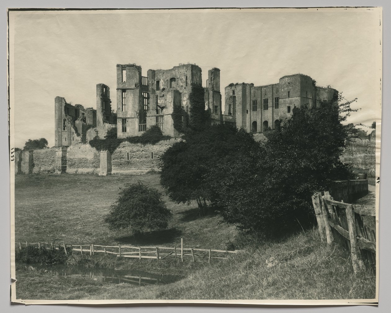 Kenilworth Castle, Warwickshire, England av Adolphe Braun