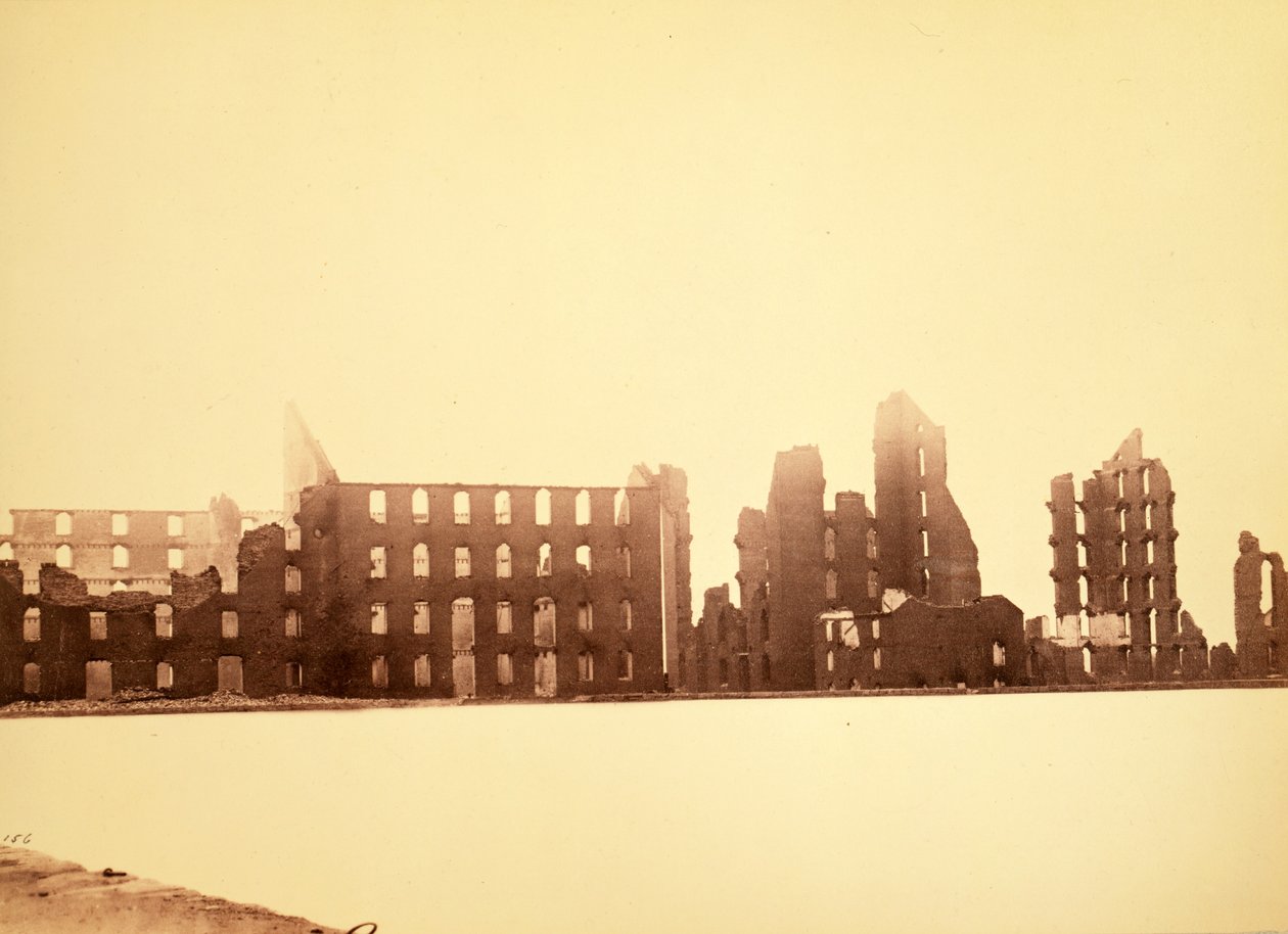 Ruins of the Gallego Flour Mills, Richmond, Virginia, 1865 (albumin sølvtrykk) av Alexander Gardner