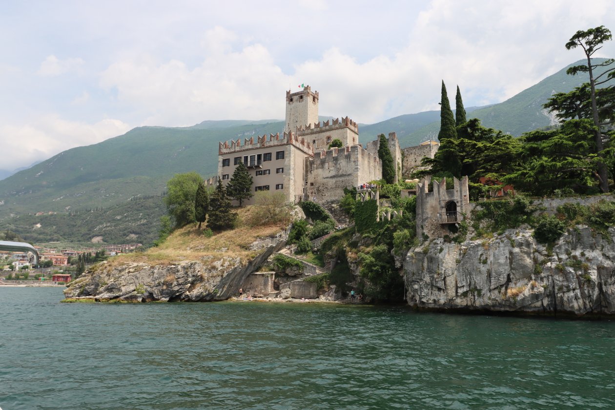 Malcesine av Alexandra Joseph