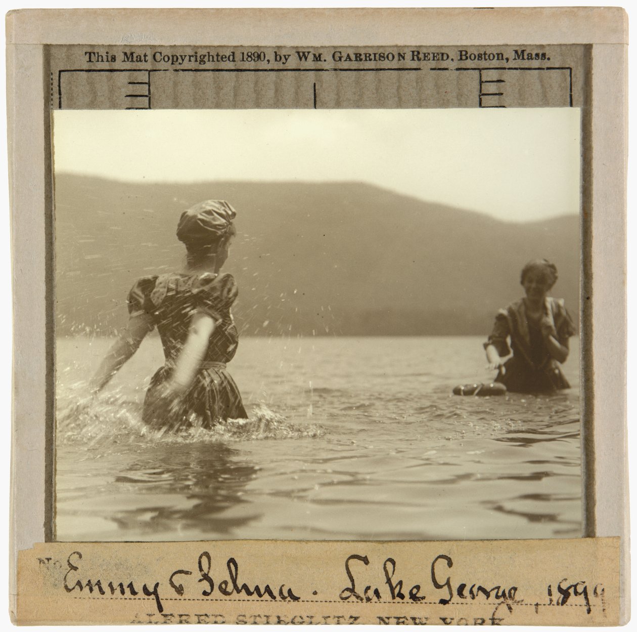 Emmy og Selma, Lake George av Alfred Stieglitz