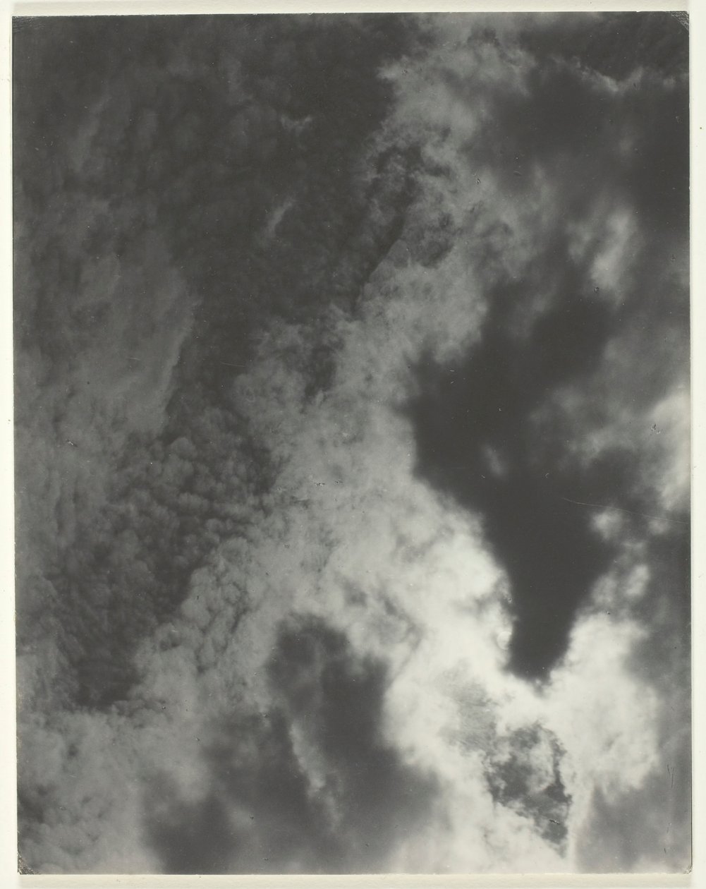 Tilsvarende, 1925. av Alfred Stieglitz