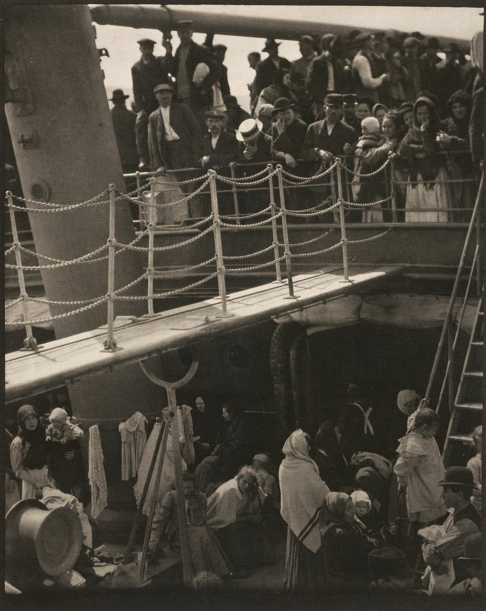 The Steerage, 1907, trykt 1915. av Alfred Stieglitz