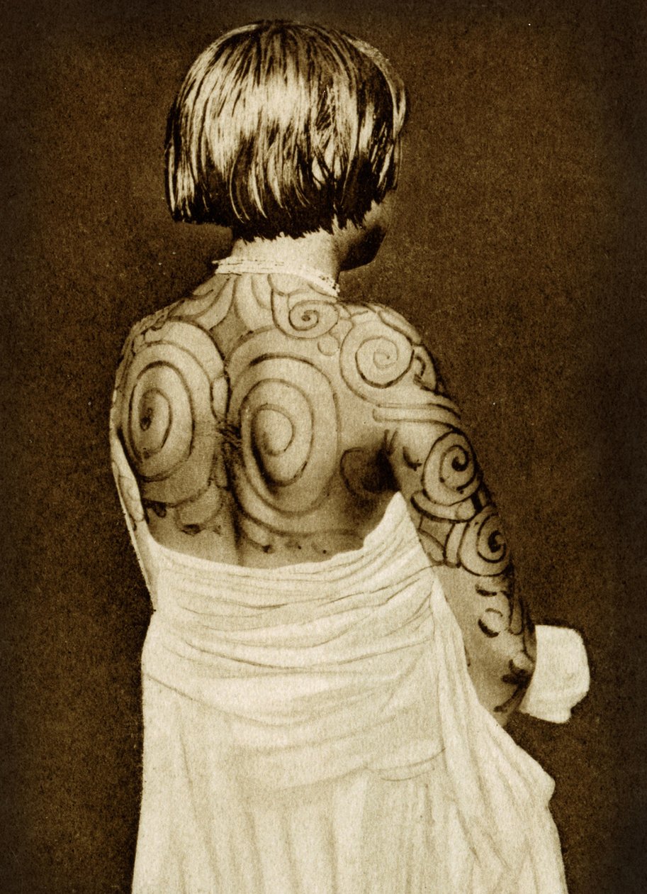 Tatovert Chamacoco-kvinne ca. 1890 (sepia-bilde) av American Photographer