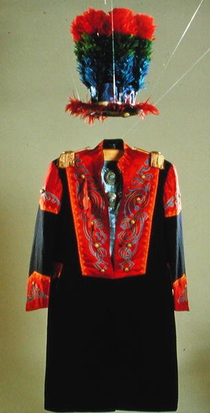 Osage kvinnes brudekjole, fra Oklahoma (tekstil) av American School