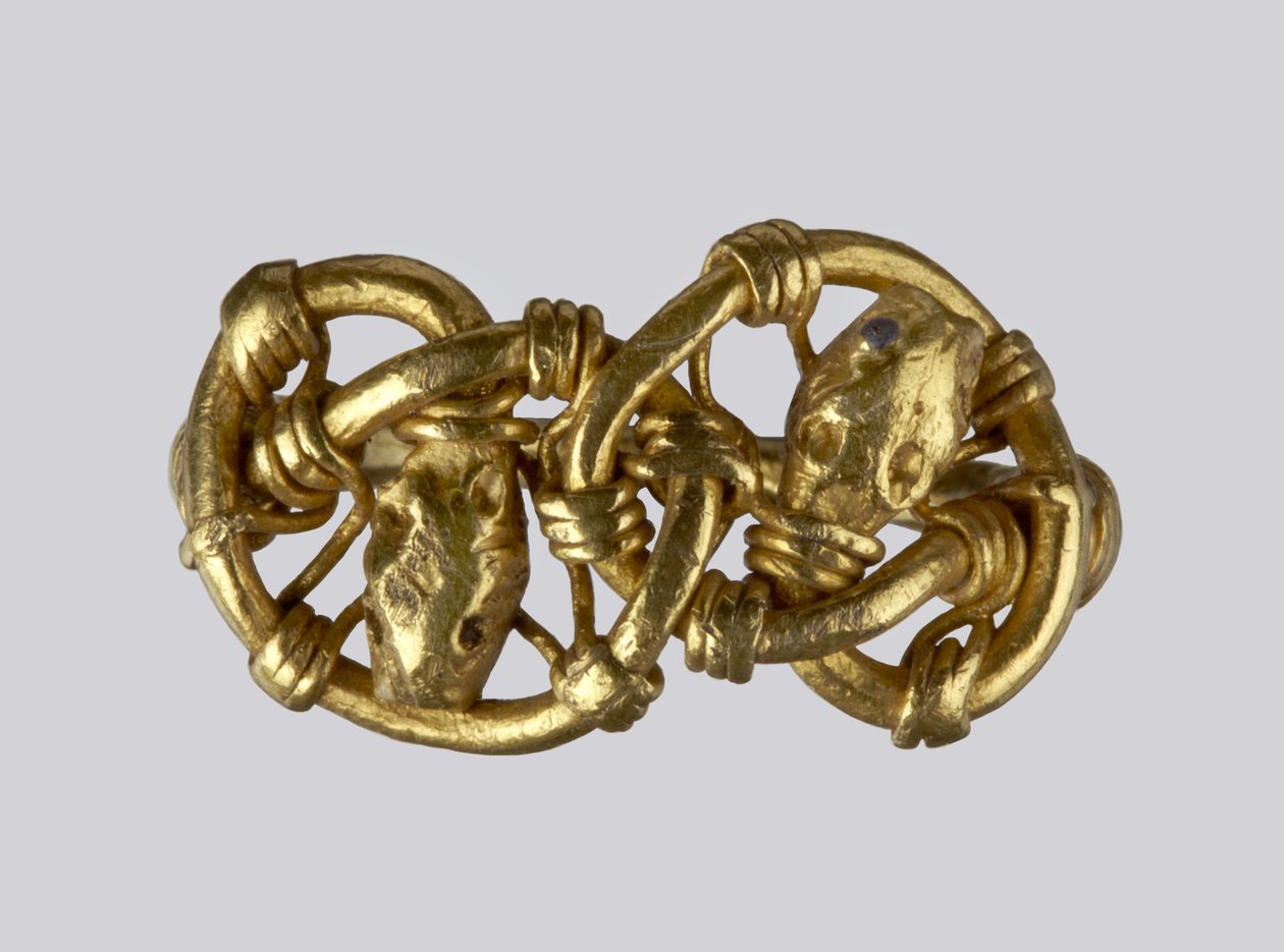 Sensaksisk ring, trolig gulldetalj fra ca. 700-tallet fra 115707 av Anglo Saxon