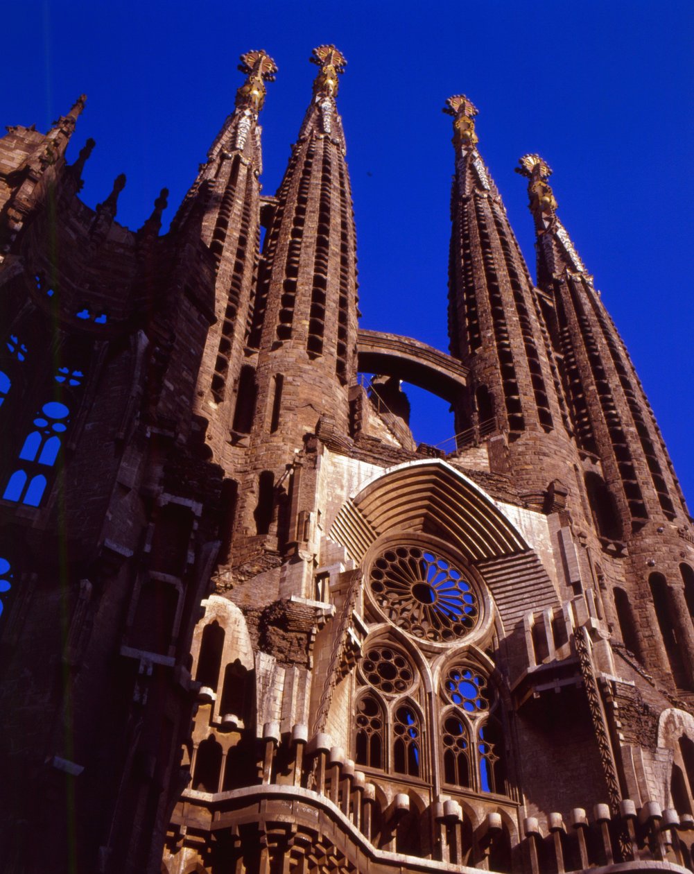 Utsikt over fasaden av Antonio Gaudi