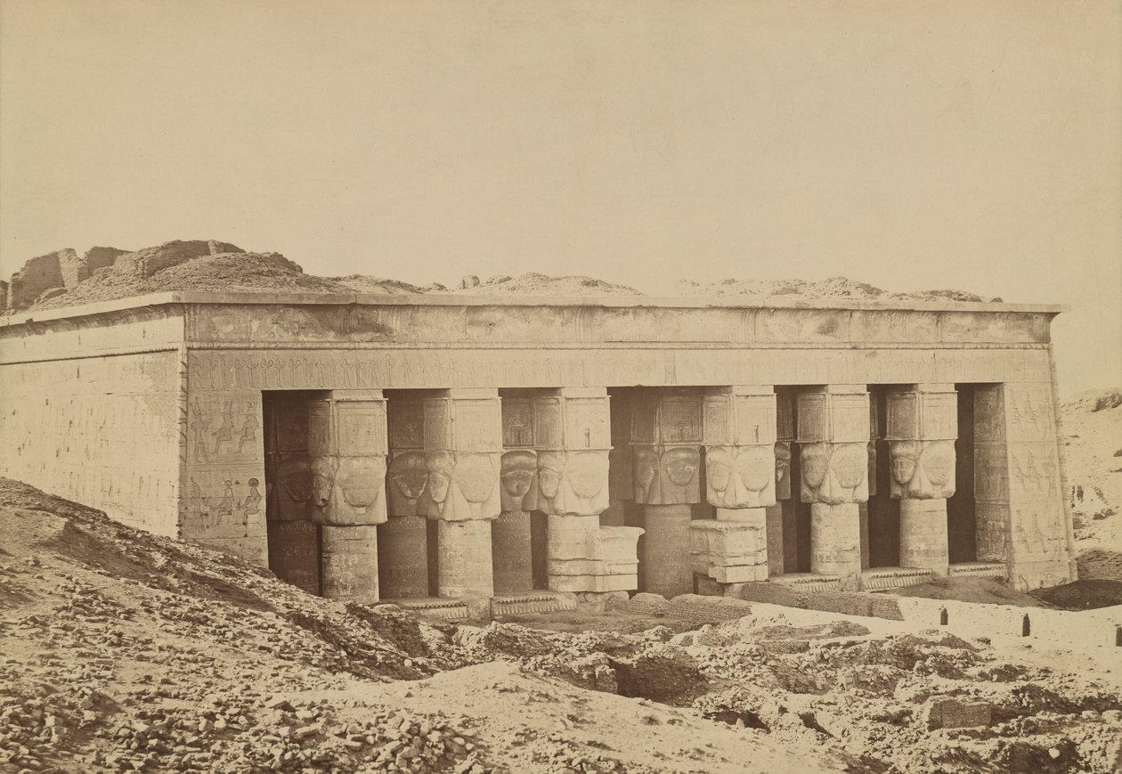 Dendera: Fa?ade av Antonio Beato