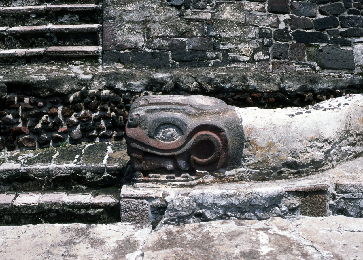 Snake on Templo Mayor, Late Post Classic-periode (stein og stukk) av Aztec