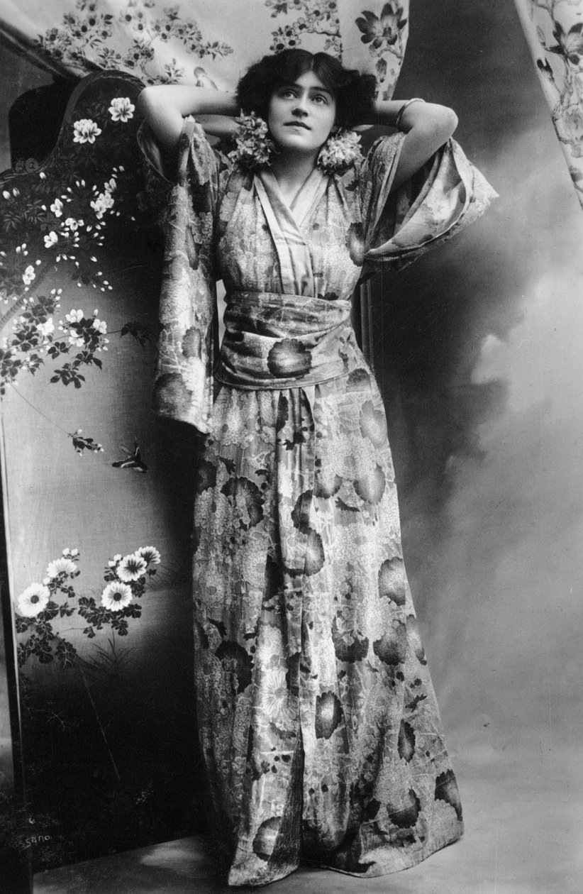 Hilda Hammerton, skuespillerinne, tidlig på 1900-tallet. av Bassano Studio