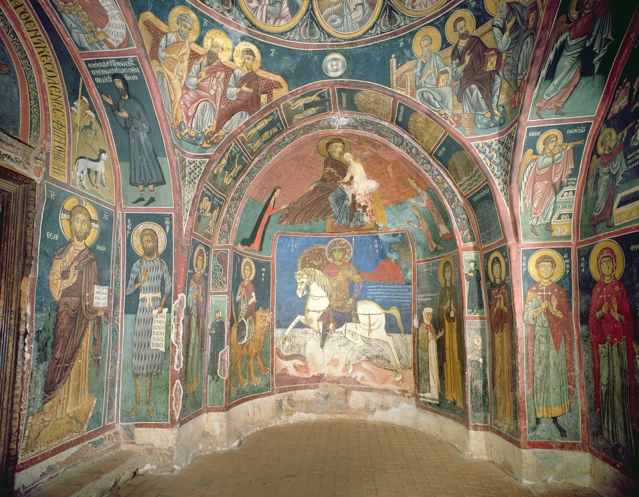 Utsikt over narthexen, 1332-3 av Byzantine