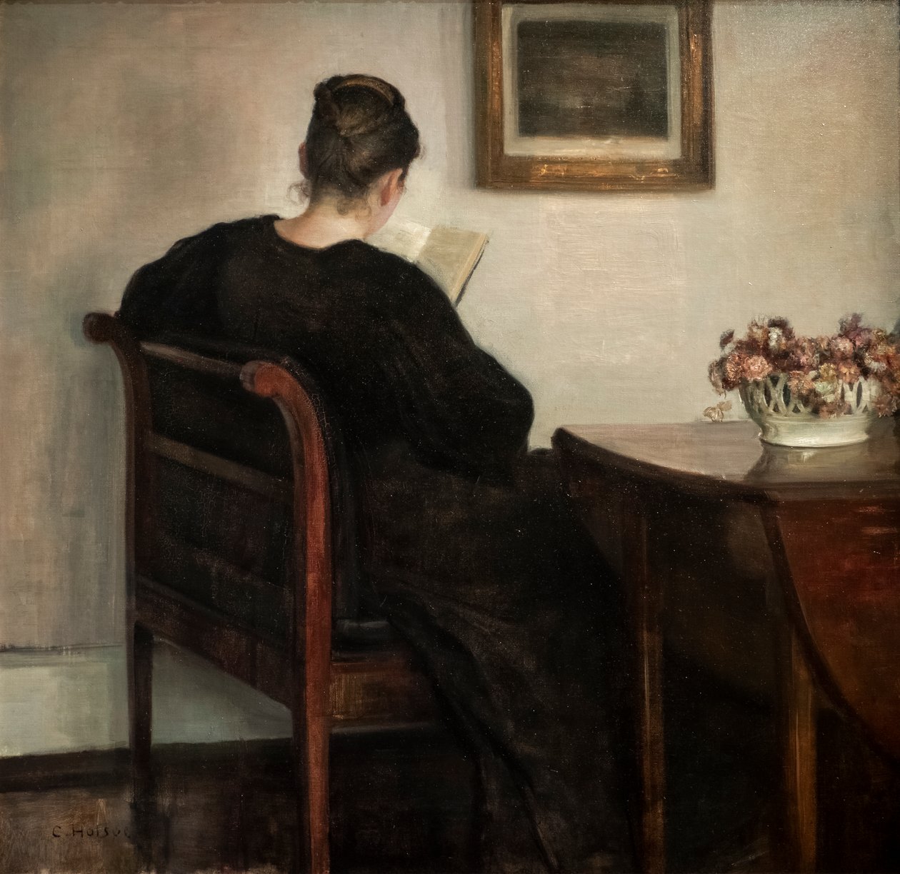 Interiør, lesende kvinne av Carl Holsoe