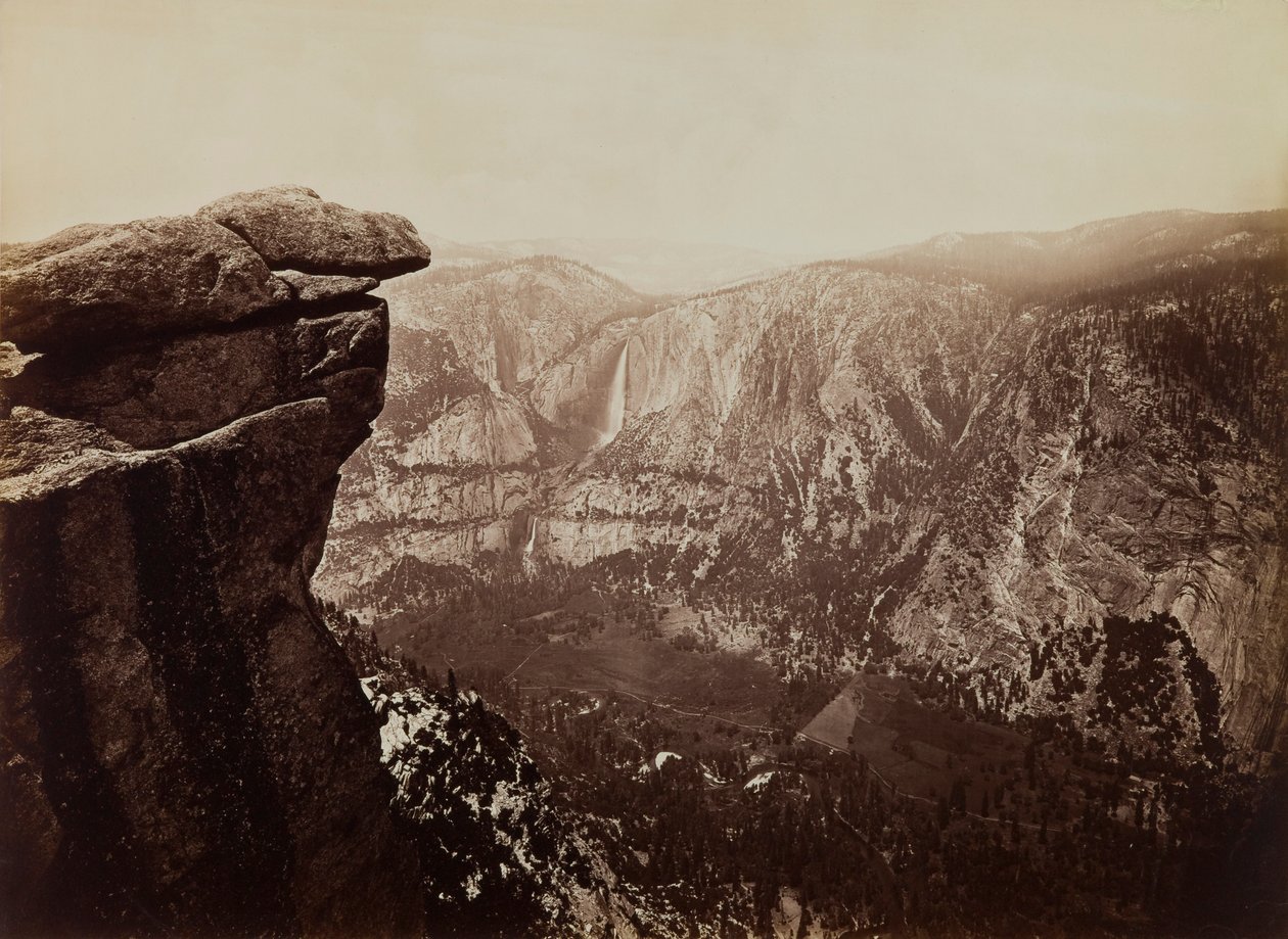 Yosemite Falls fra Glacier Point av Carleton E. Watkins