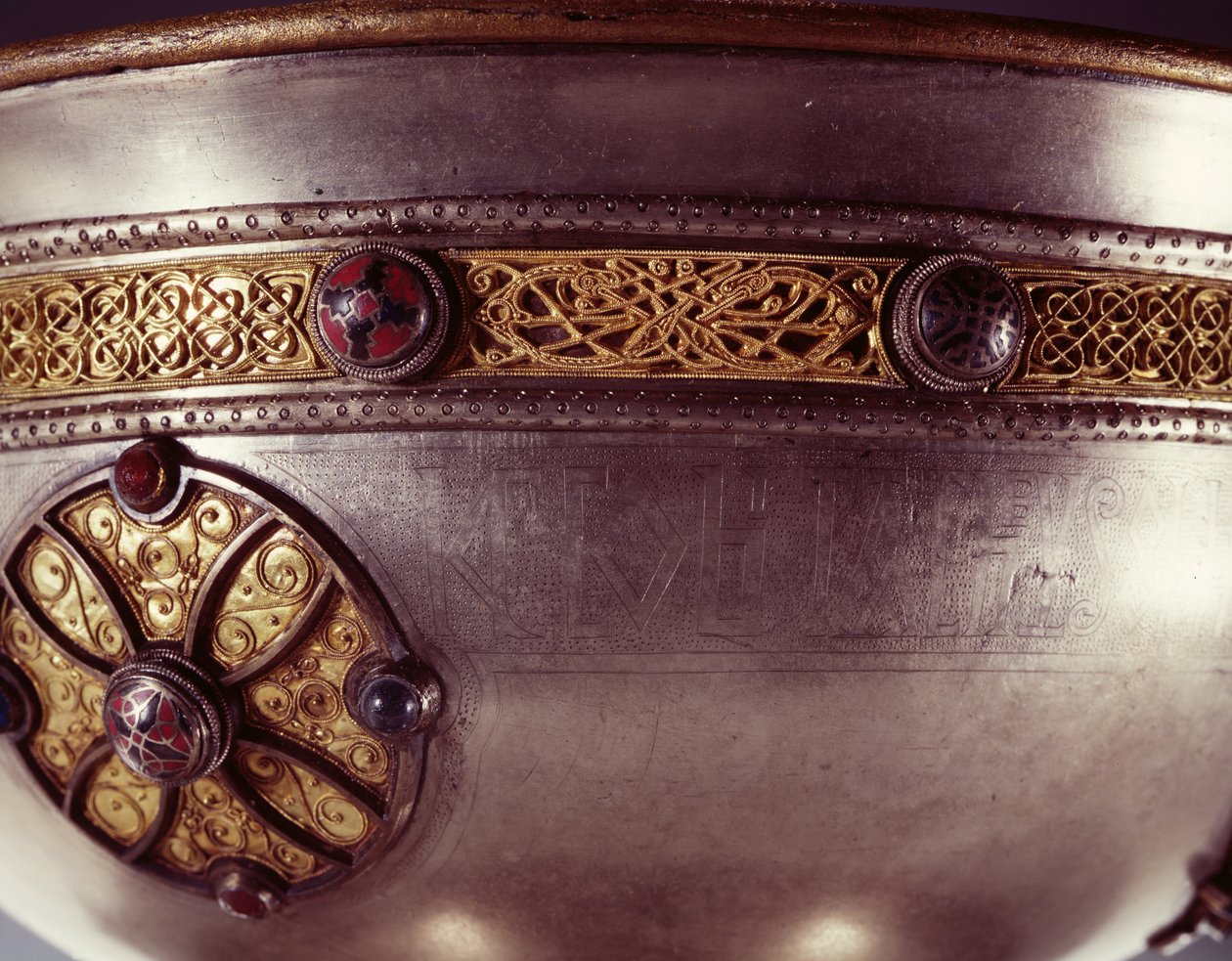 Ardagh Chalice, Reerasta, County Limerick, tidlig 800-talls sølv med sølvforgylling, emalje, messing og bronsedetaljer av 228699 av Celtic