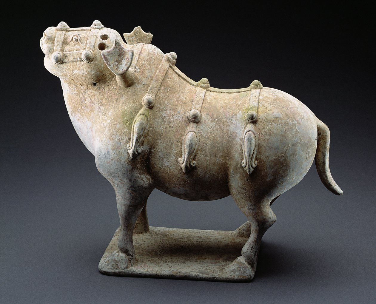 Bull, Warring States-perioden, 1027–220 f.Kr. (lertøy) av Chinese School