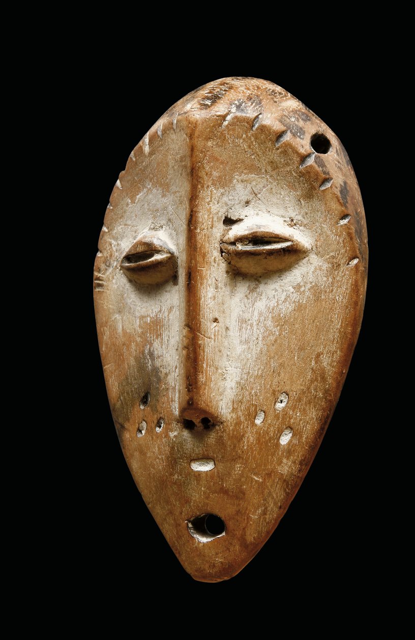Lega maske (tre) av Congolese Congolese