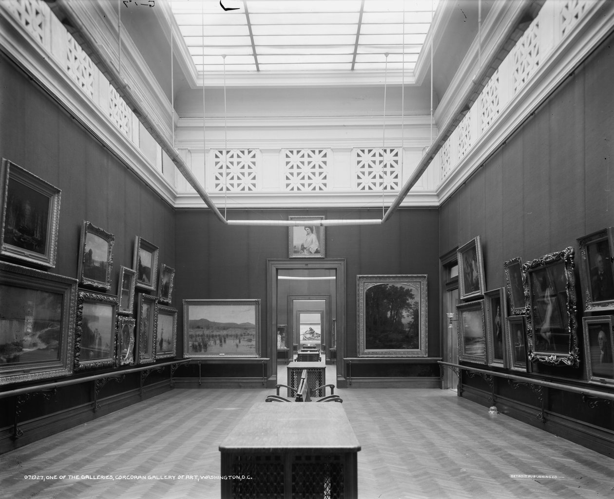 Et av galleriene, Corcoran Gallery of Art, Washington, D.C., ca. 1905-15 av Detroit Publishing Co.