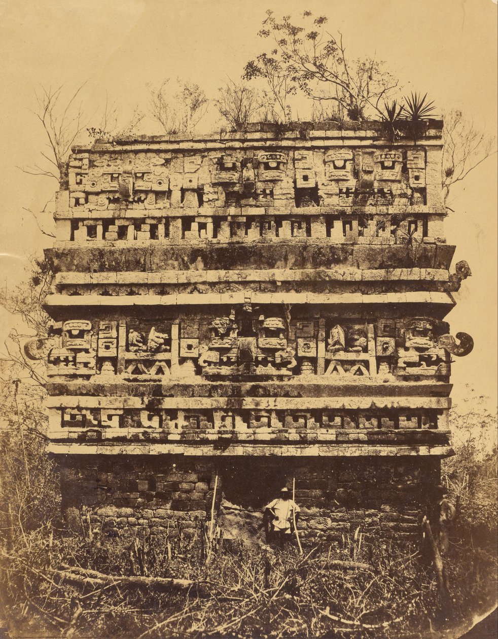 Chichén-Itzá- Høyre fløy av nonnepalasset av Désiré Charnay