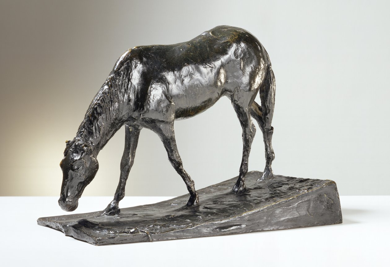 Hest ved Trough (bronse) av Edgar Degas