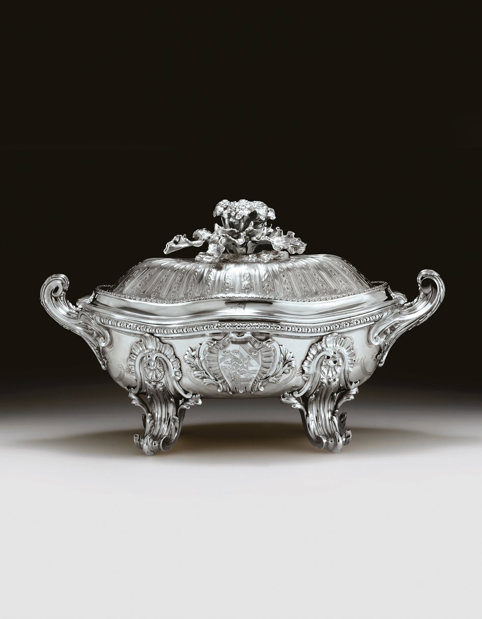 Louis XV terrin, deksel og foring av Edme Pierre Balzac