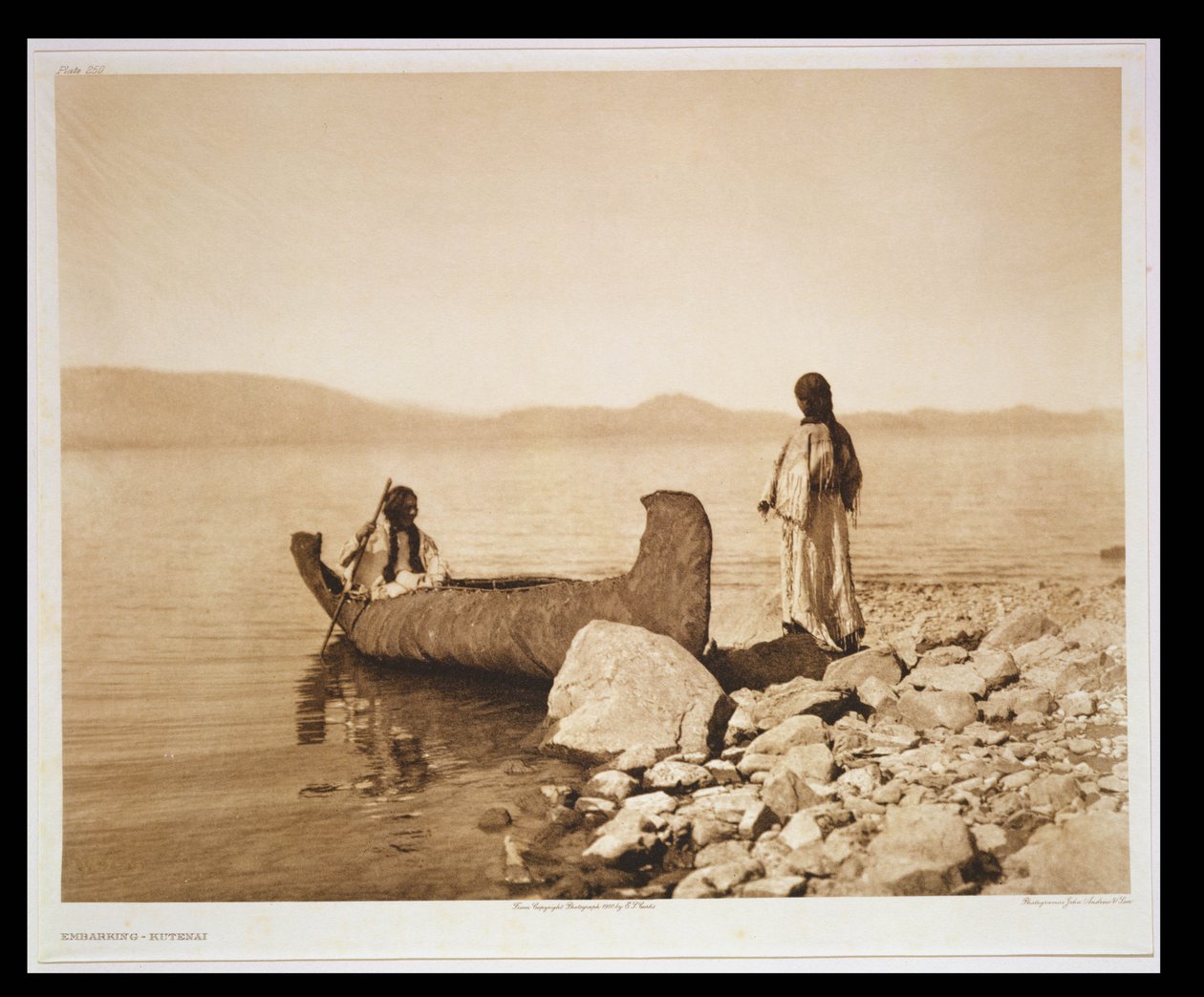 Ombordstigning - Kuttanai av Edward Sheriff (after) Curtis