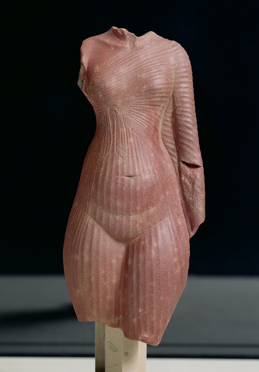 Kvinnelig torso, sannsynligvis dronning Nefertiti, Amarna-perioden (1365-1349 f.Kr.) New Kingdom (kvartsitt) av Egyptian 18th Dynasty