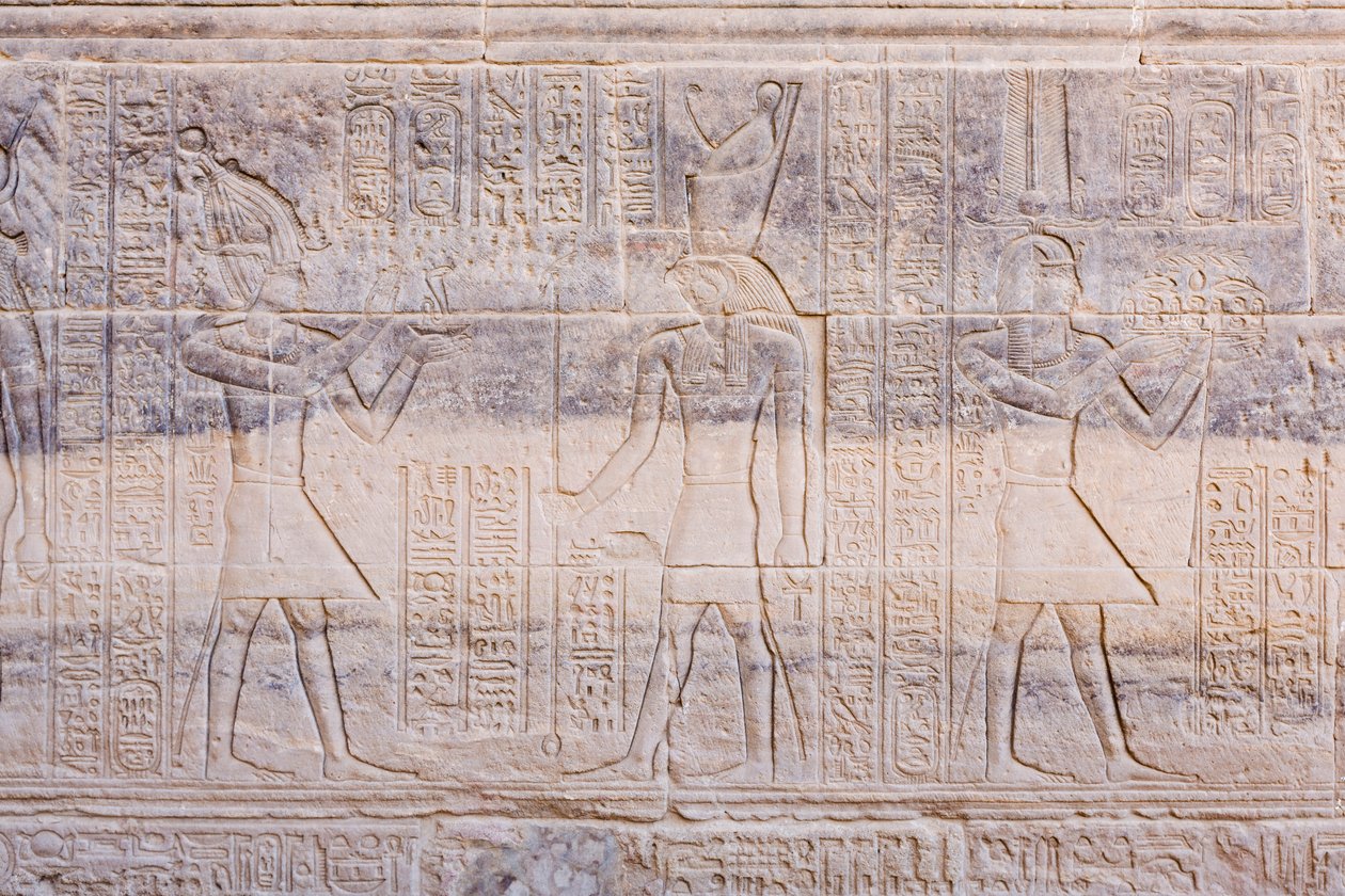 Relieffer ved Philae-tempelet, Aswan, Egypt av Egyptian 30th Dynasty