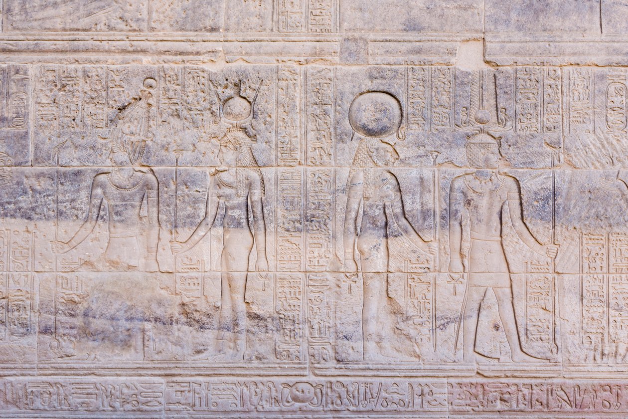 Relieffer ved Philae-tempelet, Aswan, Egypt av Egyptian 30th Dynasty
