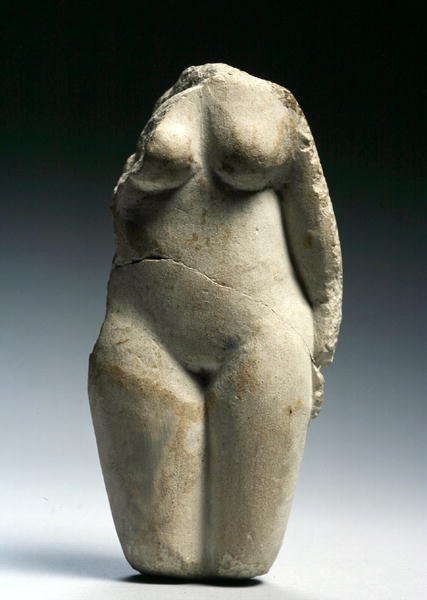 Kvinnefigur (kalkstein) av Egyptian Ptolemaic Period