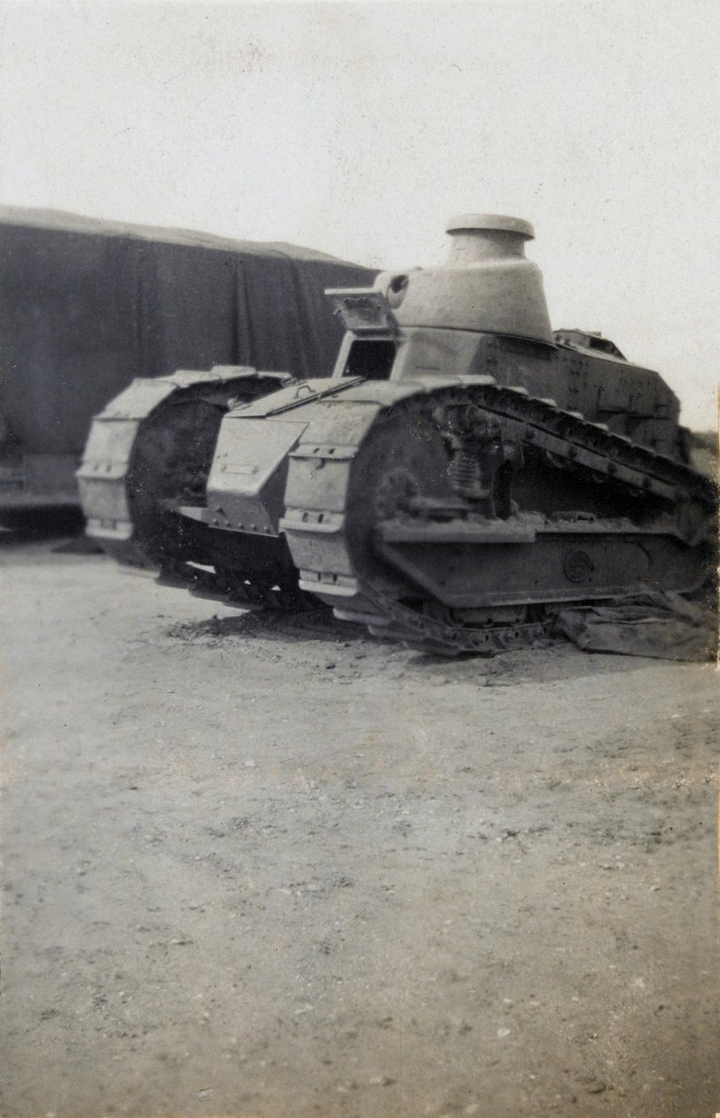 Fransk Renault FT17-tank under kampøvelse på Lulworth-banene, 1919 av English Photographer