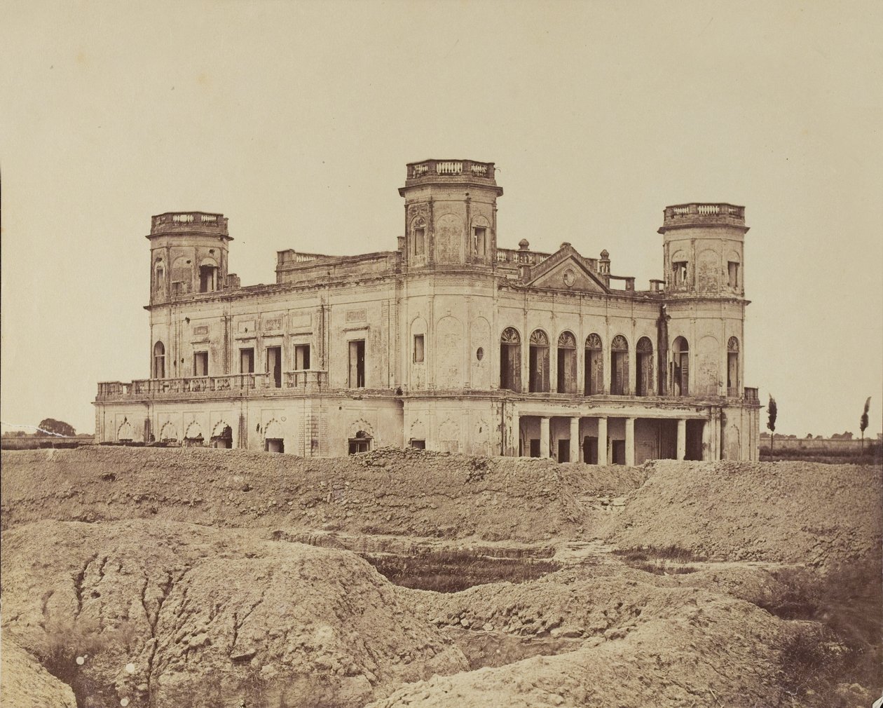 Indisk palass, ca. 1858 av English Photographer