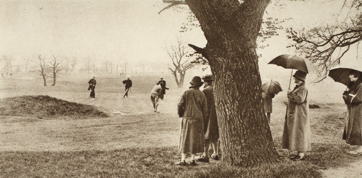 Den niende greenen på Tooting Bec golfbane, fra Wonderful London, publisert 1926-27 (fotogravyr) av English Photographer