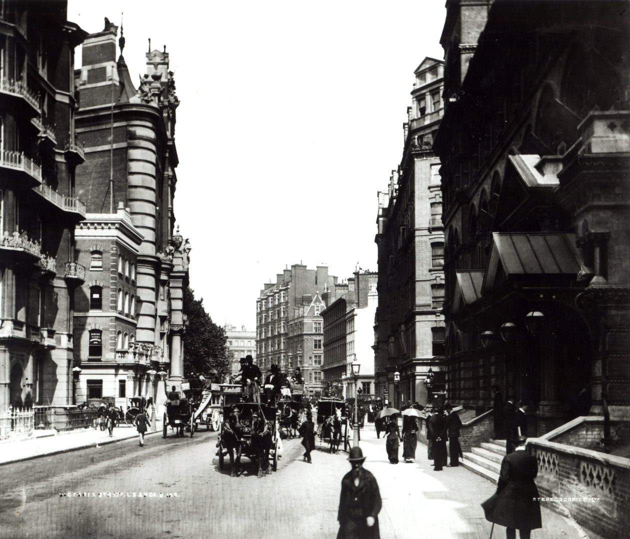 Victoria Street, London, ca. 1890 av English Photographer