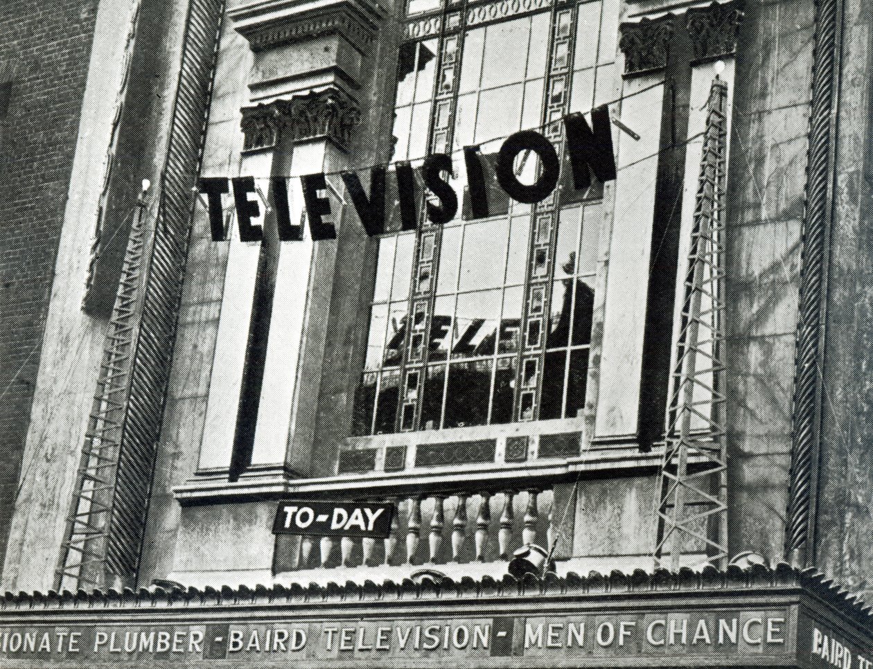 Reklame for at TV ble vist på Metropole under Derby Week, 1932 av English School