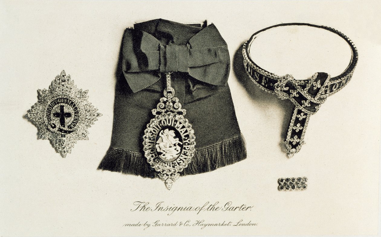 The Insignia of the Garter, laget av Garrard & Co., Haymarket, London av English School