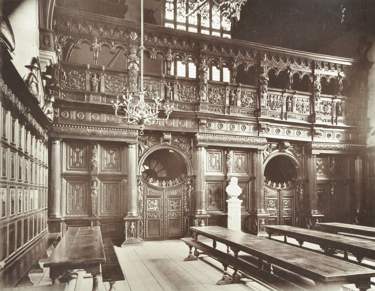 Middle Temple Hall, 1885 av English Photographer