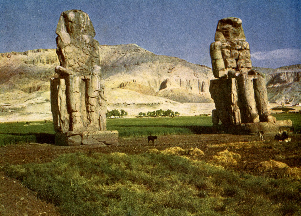 Memnon-kolossene, nær Theben, Egypt. av English Photographer