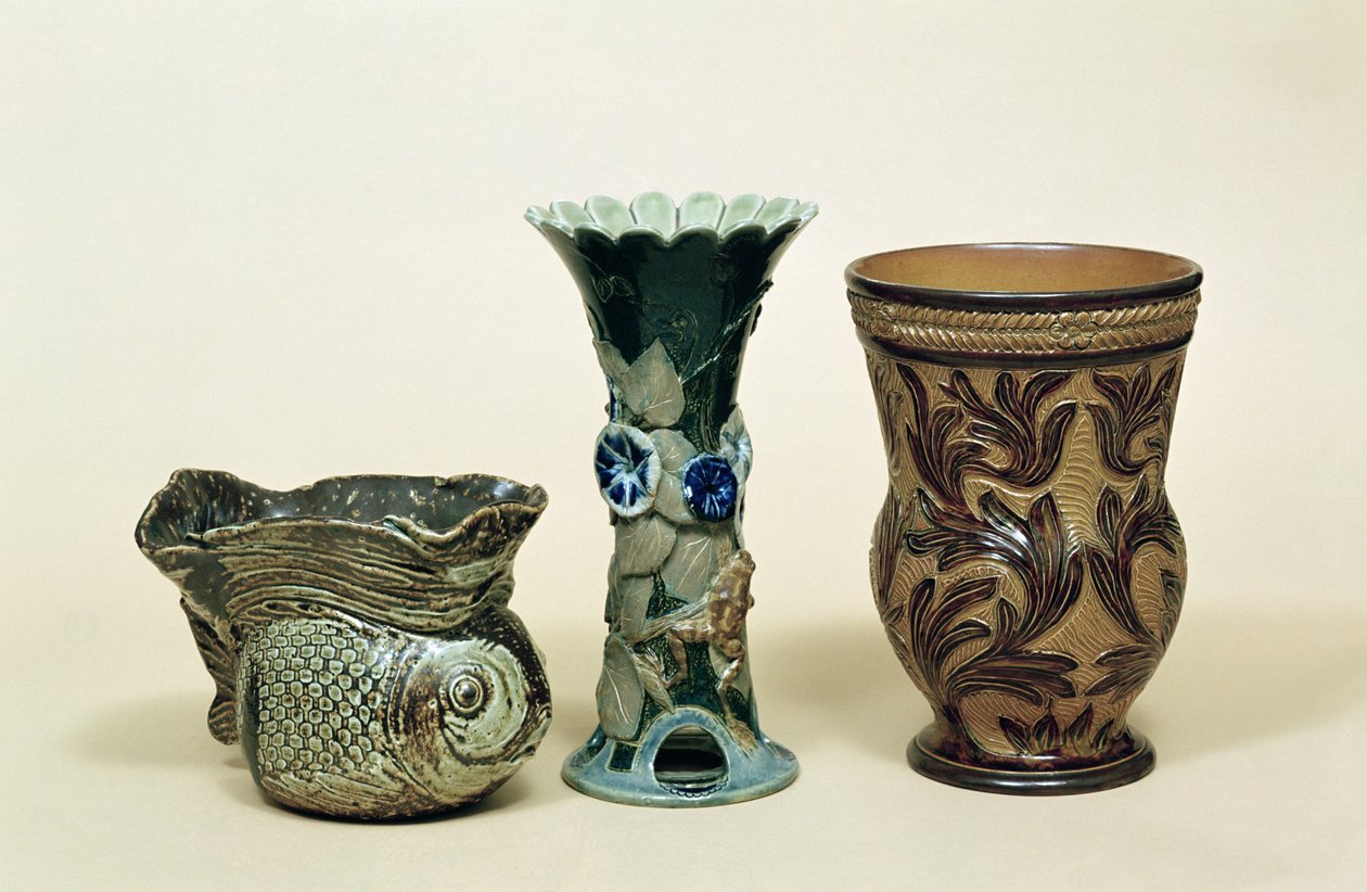 Doulton vaser, 1880-tallet, (steintøy) av English School