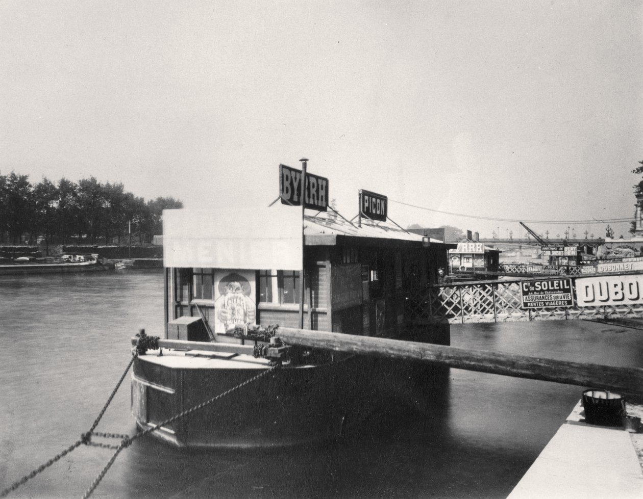 Båt på Seinen av Eugène Atget