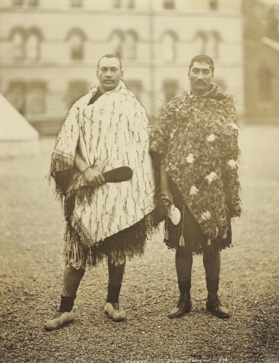 At Chelsea Barracks for the Queens Jubilee, 1897 (sølv gelatintrykk) av F.G.O. Stuart