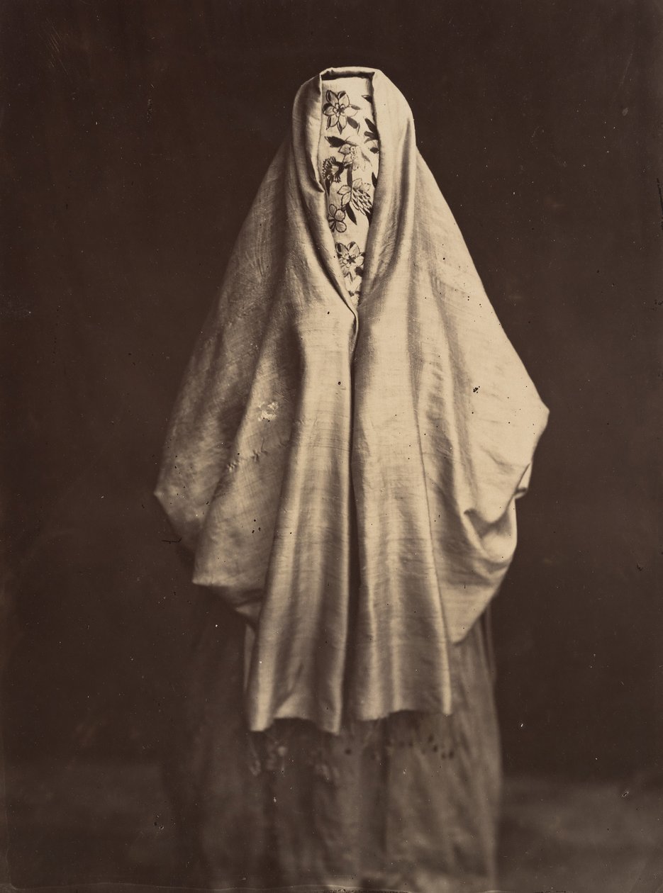 Tyrkisk kvinne i bykjole, 1870-tallet. av Félix Bonfils