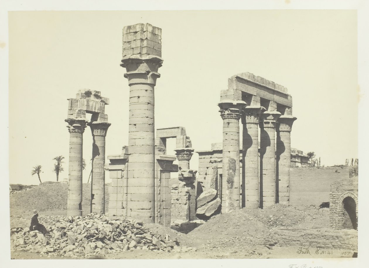 Cleopatras tempel i Erment, nær Theben, 1857. av Francis Frith