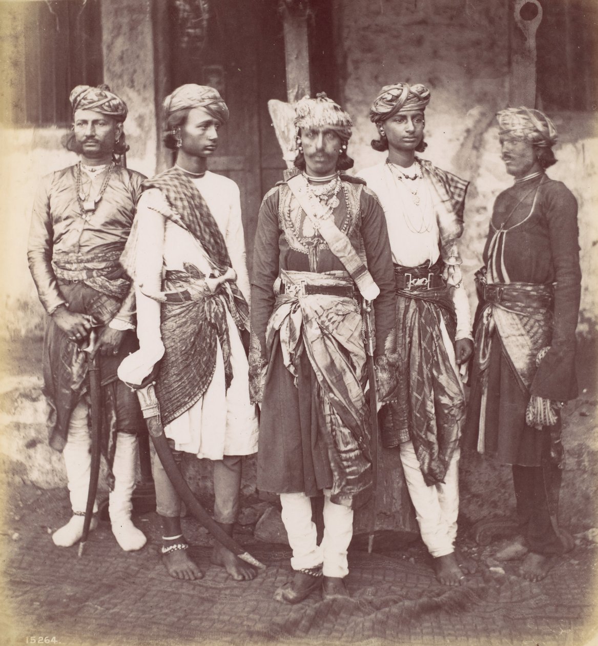 Rajputs, 1870-tallet. av Francis Frith