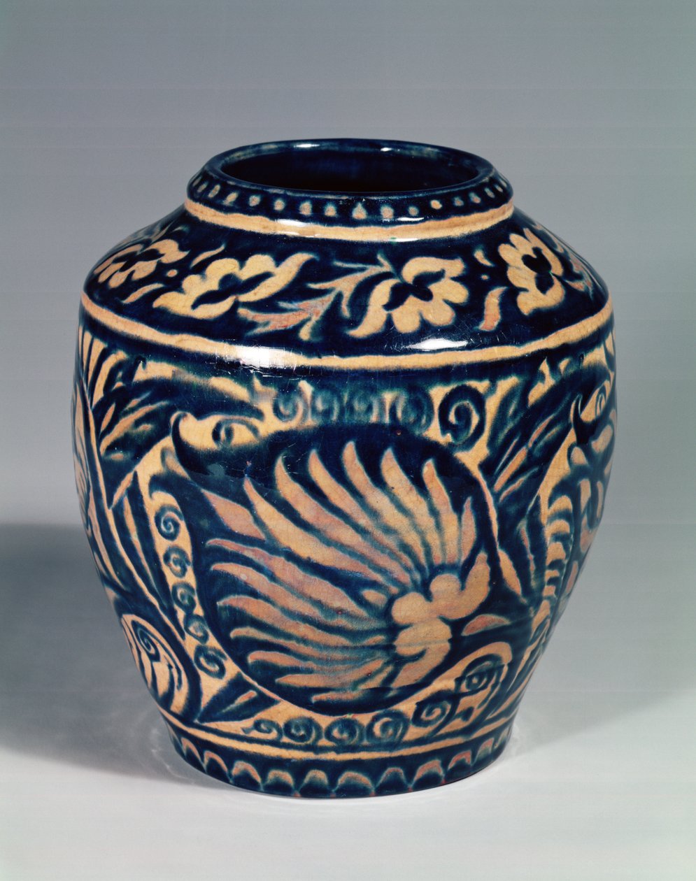 Vase fra Bushey Heath Pottery av Fred Passenger